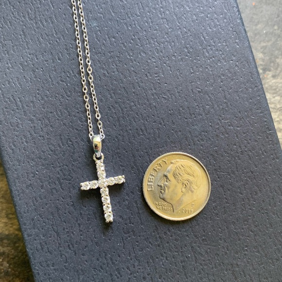 Blue Sage 18” Chain Sterling Silver Cross - Picture 2 of 5